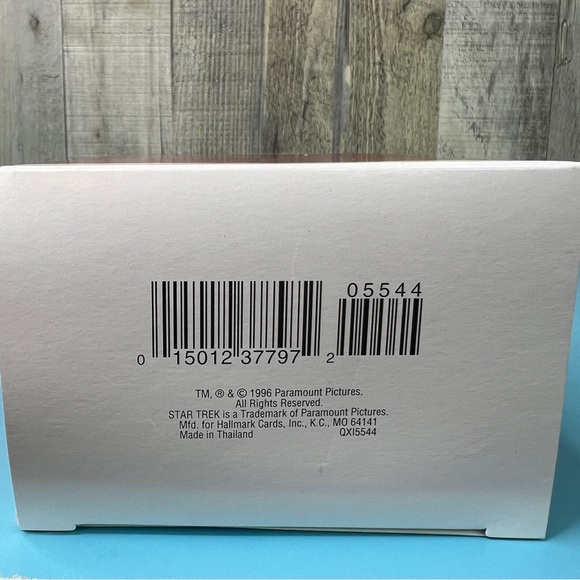 Hallmark 1996 Keepsake Ornament Star Trek Mr. Spock Handcrafted Stardated 1996 - Picture 4 of 5